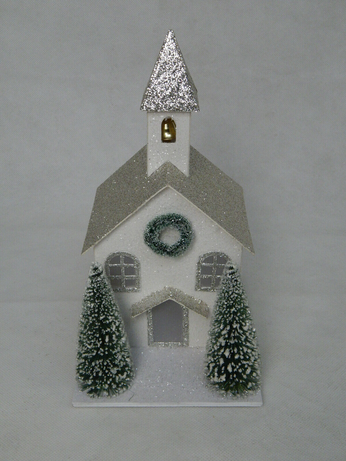 Winterhaus mit LED Beleuchtung 26cm Weihnachtsdeko Advent Deko Weihnachtskirche