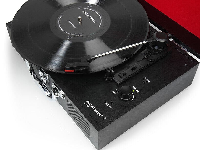 Ricatech RTT20 Revolution Black Plattenspieler im handlichen Kofferdesign
