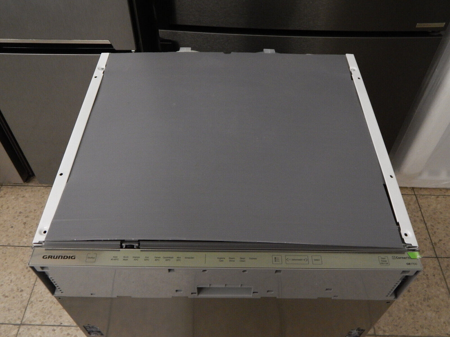 Grundig GTVP4540B 7612101671 vollintegrierbarer Geschirrspüler mit 16 Maßgedecke