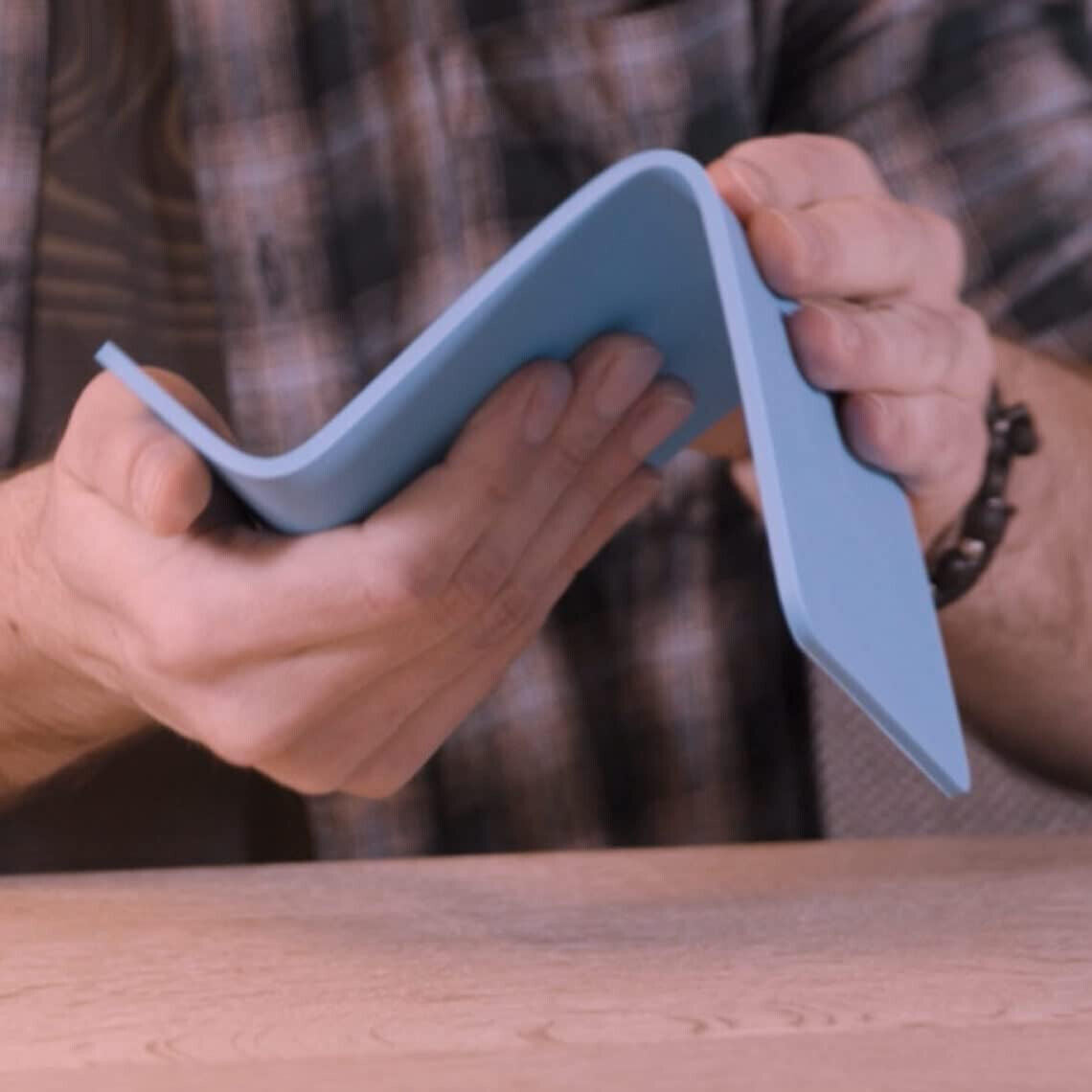 iFlex blau universal Halterung - Flexible Handyhalterug & Tablethalterung - Blau
