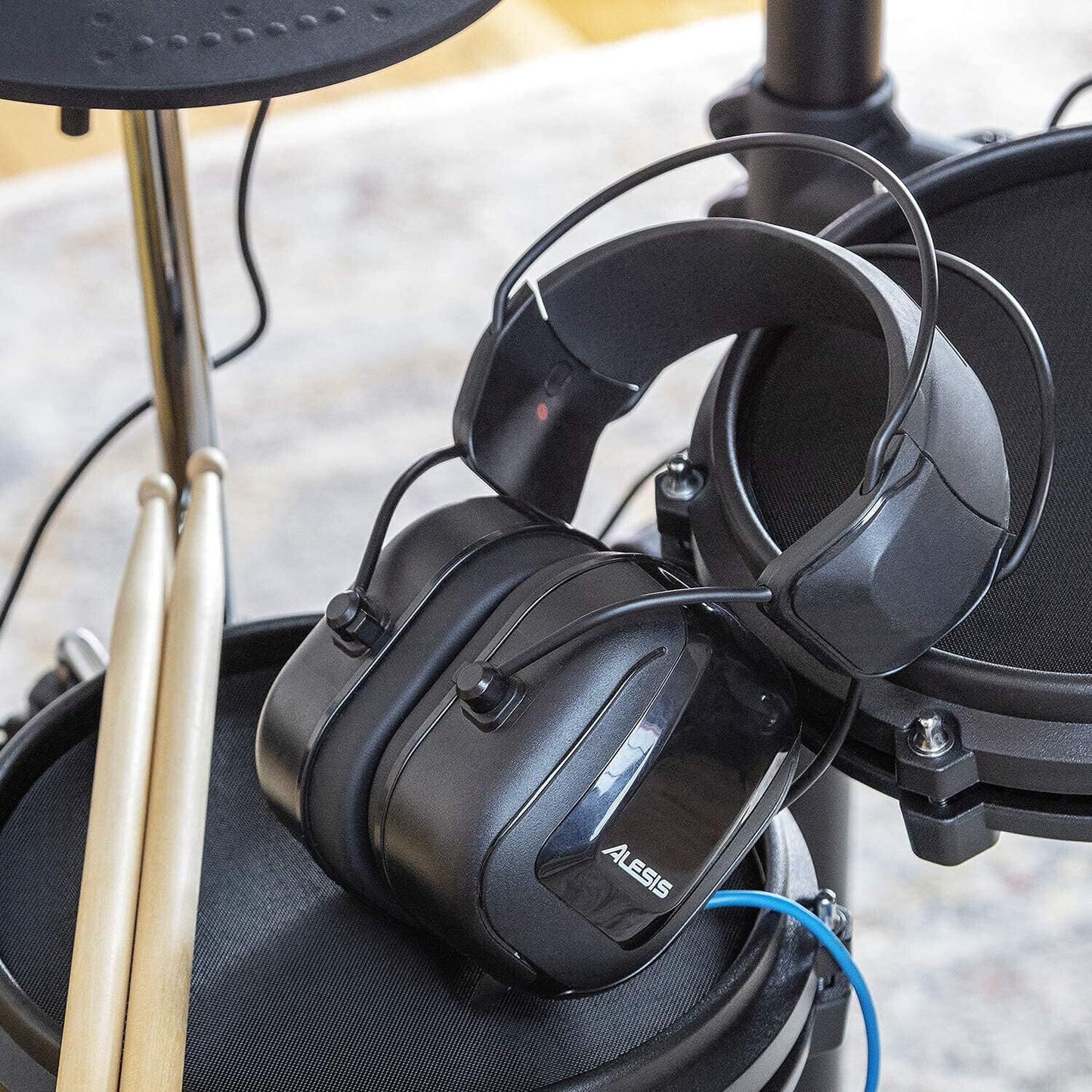 Alesis DRP 100 Professioneller E Drums / Schlagzeug Monitoring Kopfhörer Schwarz