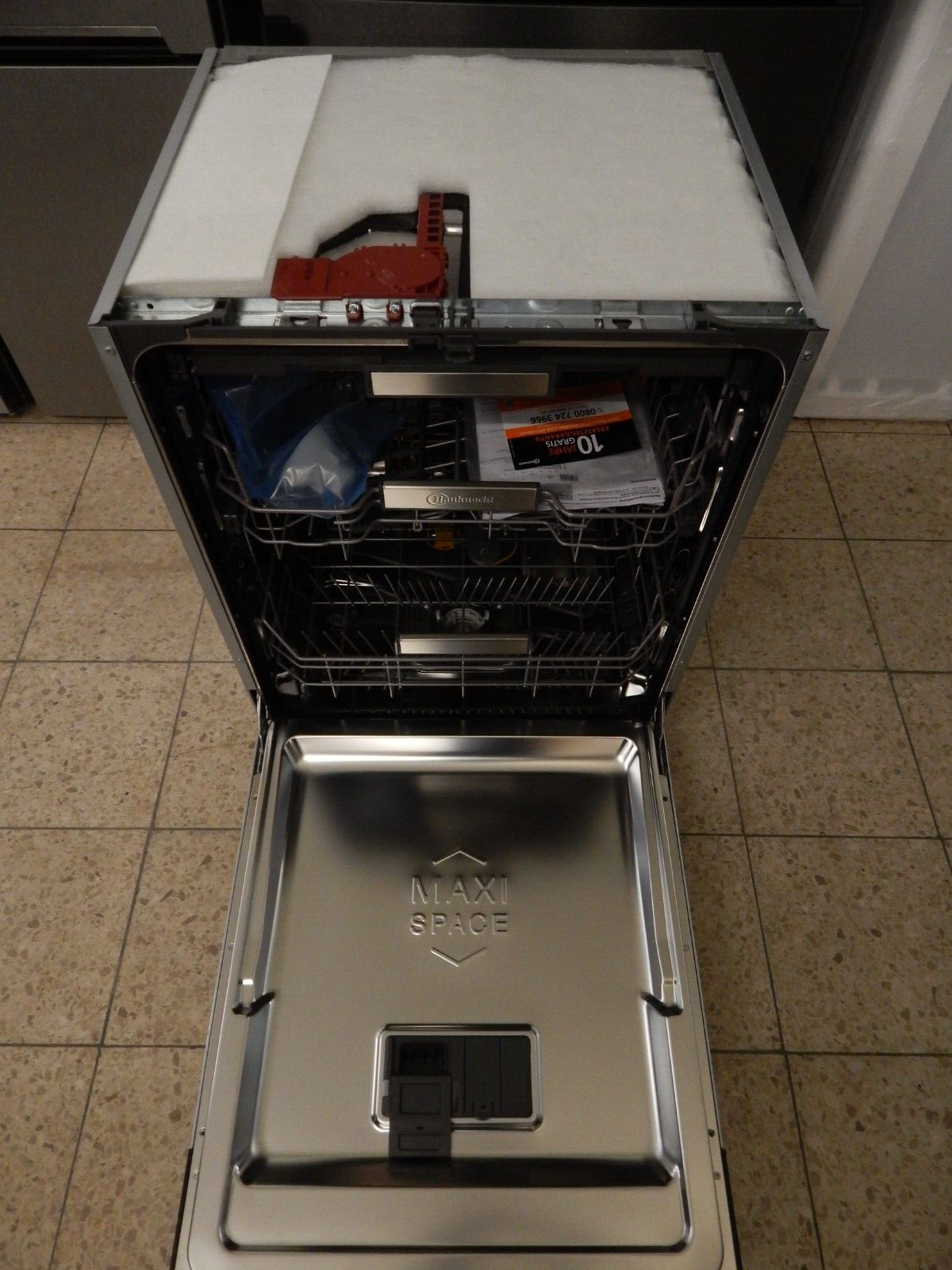 Bauknecht B7I HF60 TUC vollintegrierbarer Geschirrspüler 15 Maßgedecke Schwarz