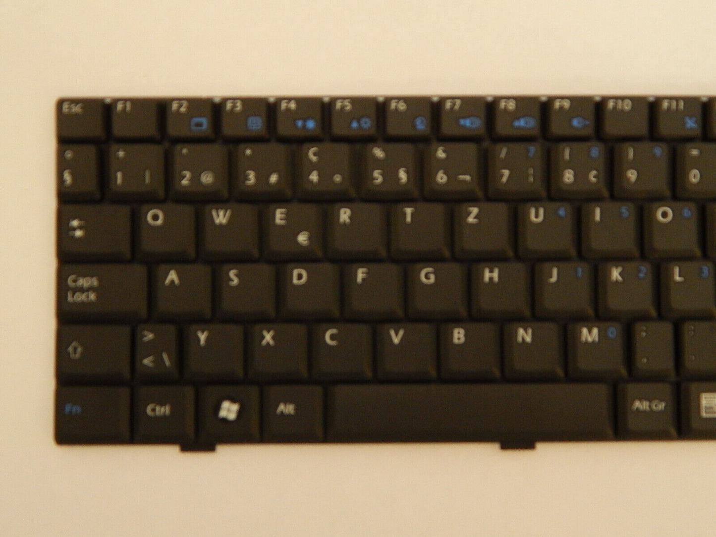 Laptop Tastatur Universal QWERTZ Layout Laptoptastatur Notebook Einbau Tastatur