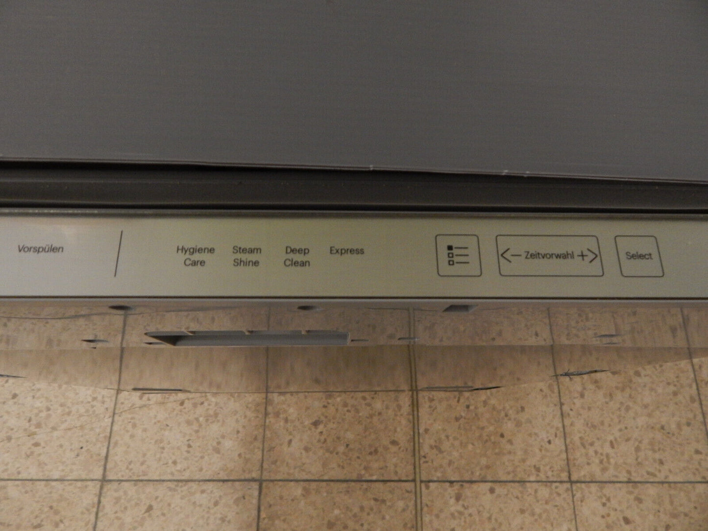 Grundig GTVP4540B 7612101671 vollintegrierbarer Geschirrspüler mit 16 Maßgedecke