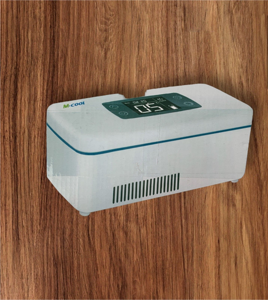 Der tragbare medizinische Kühl Minikühlschrank mit M-COOL M8 Akku