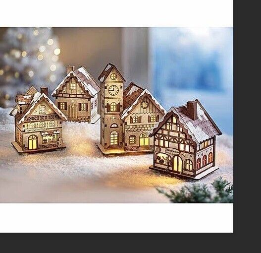 Weihnachtsdorf mit LED-Lichter bunt